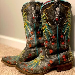 Embroidered Cowboy Boots
